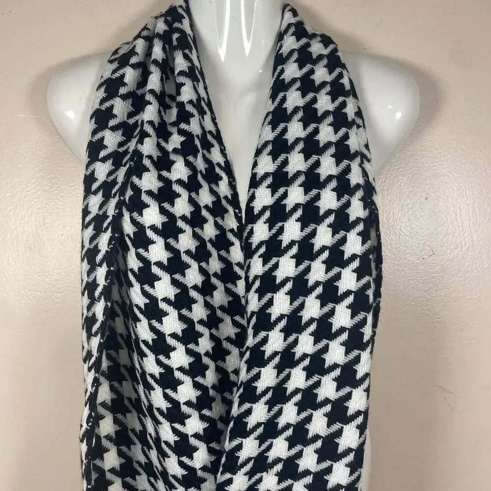 Women's multi-Scarf-wraps Black and white houndstooth infinity, wrap, scarf